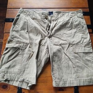Mens khaki cargo shorts